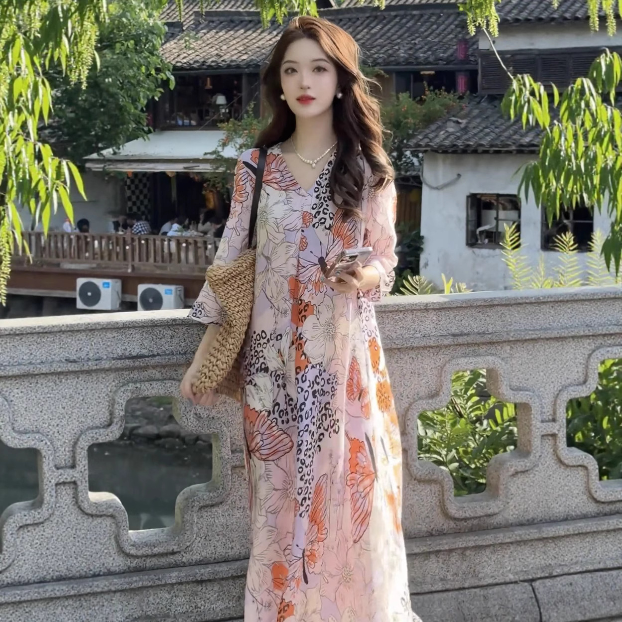 印花蝴蝶連衣裙